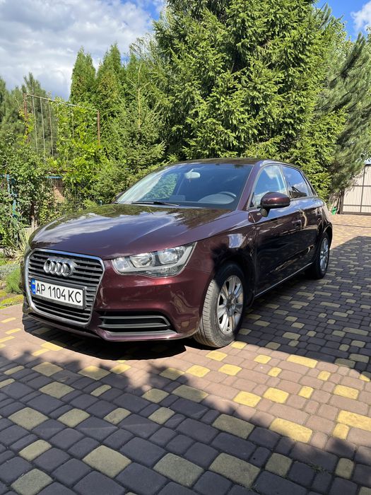 Audi A1 Sportback 2012 Ауди А1 автомобиль