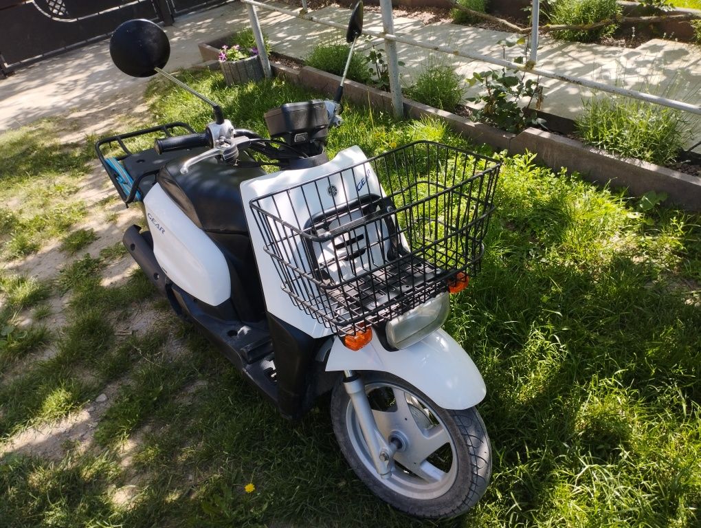 Yamaha gear скутер