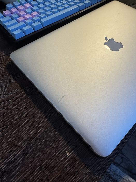 MacBook pro 15 2015 i7/16/512