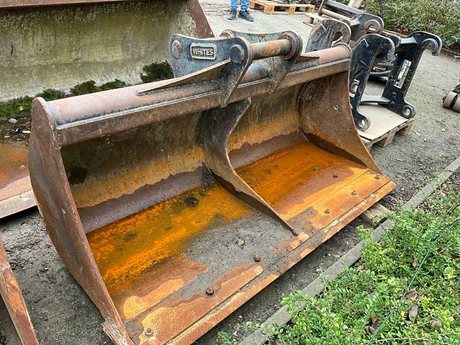 łyżka skarpowa Whites 185cm