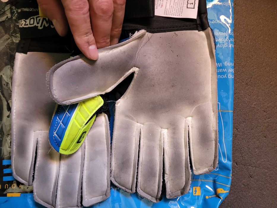 Перчатки вратарские FDSPORT FB-853B-3(5)