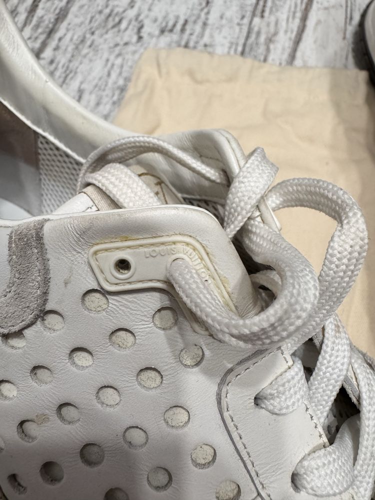 Оригінальні кросівки Louis Vuitton