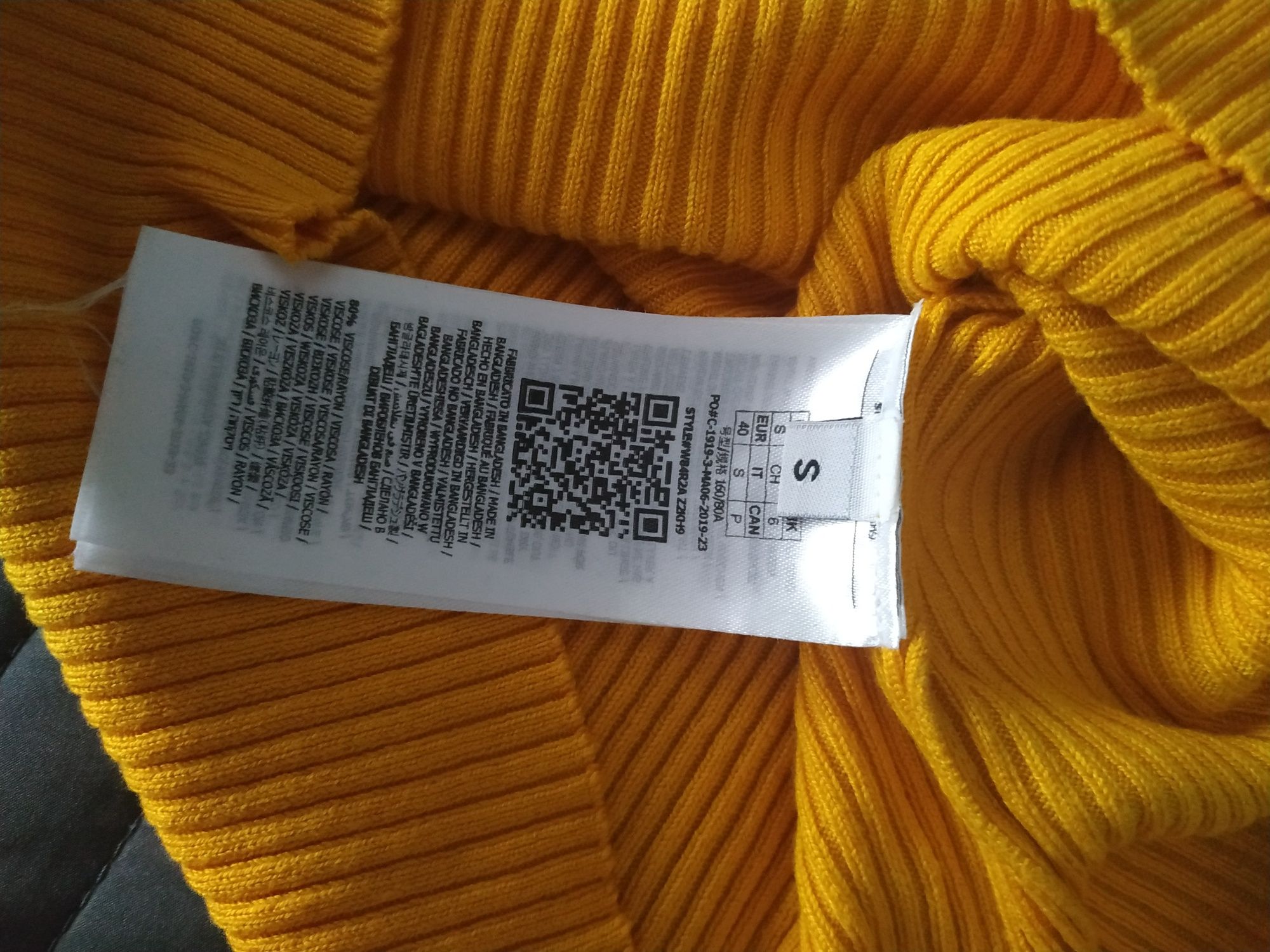 Sweter GUESS nowy z metką