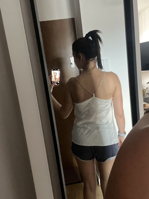 Biala bluzka na impreze