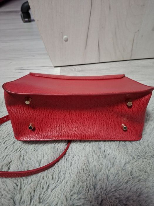 Furla через плече
