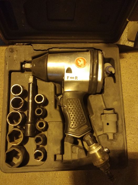 Продам гайковёрт пневматический