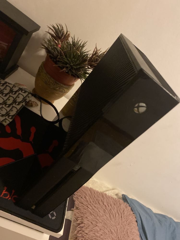 Xbox one  black !!!