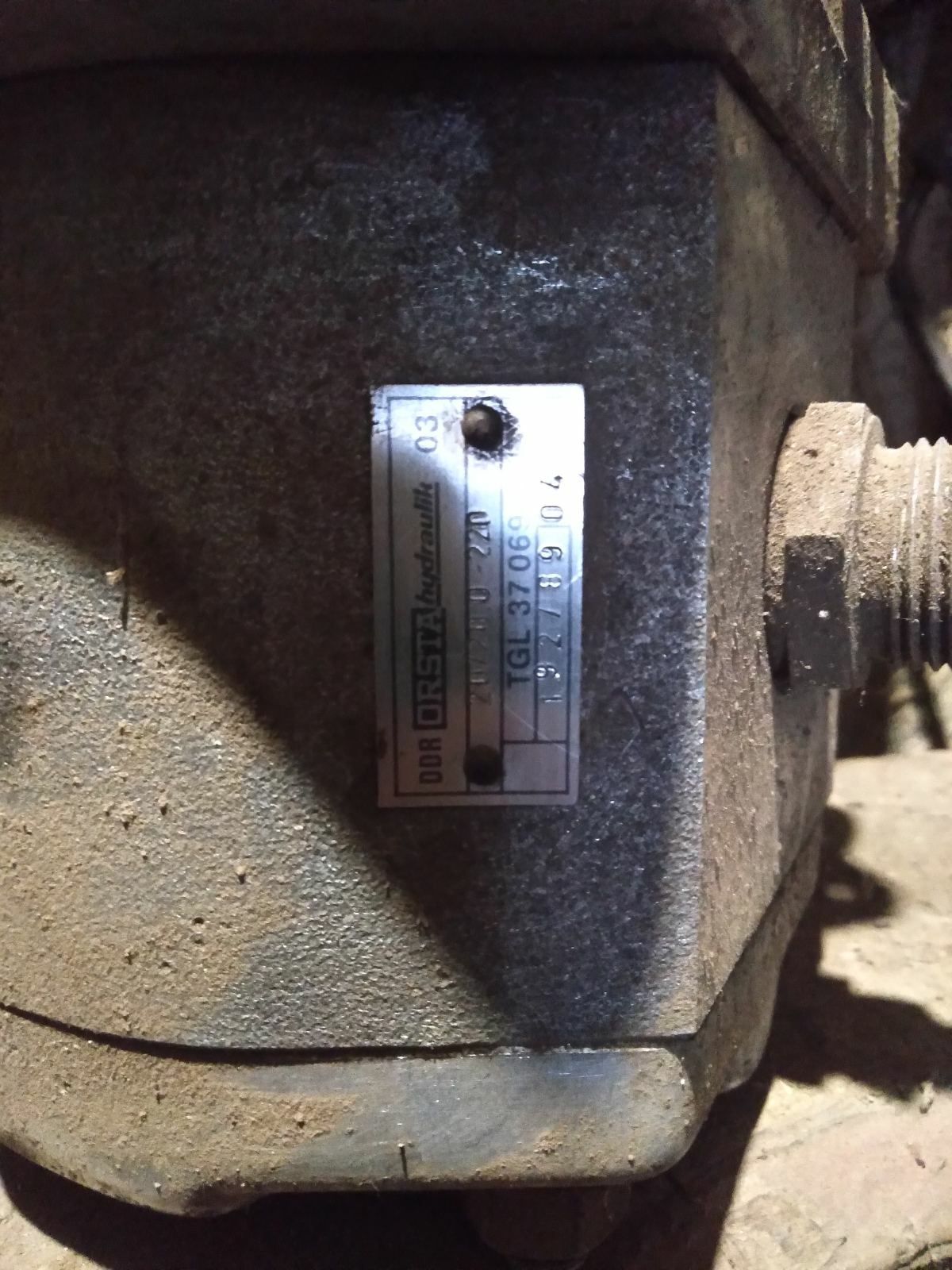 Насос НШ DDR Orsta Hydraulik 03 tgl 37069  от комбайна Fortschtritt