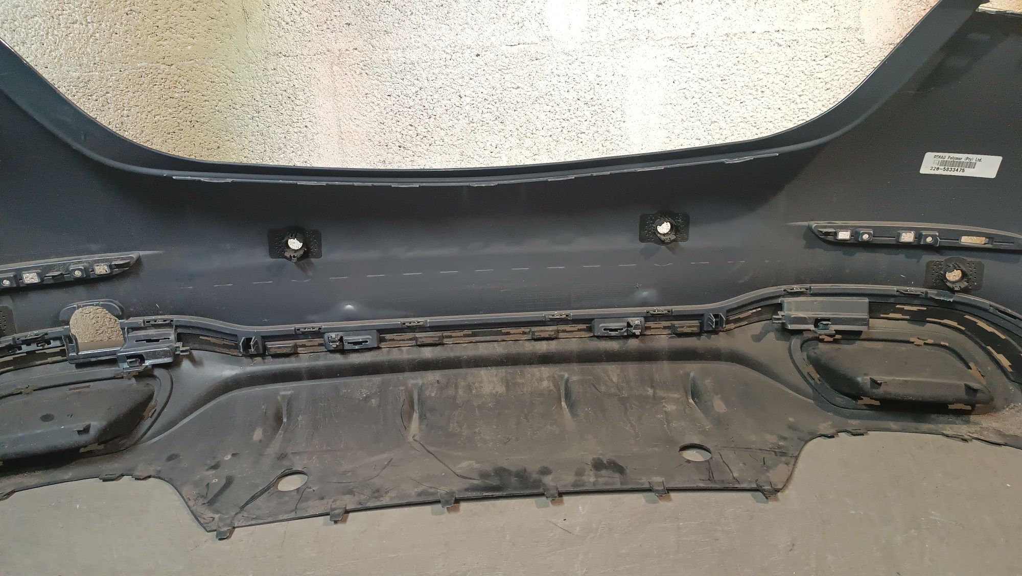 Vendo parachoque de trás Mercedes c classe w206 AMG ano 2020/22