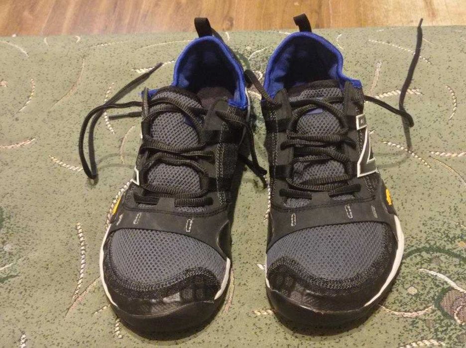 кроссовки New balance minimus Vibram оригинал размер-44 стелька-28