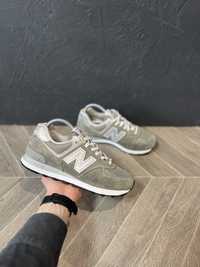 Жіночі замшеві кросівки new balance 574