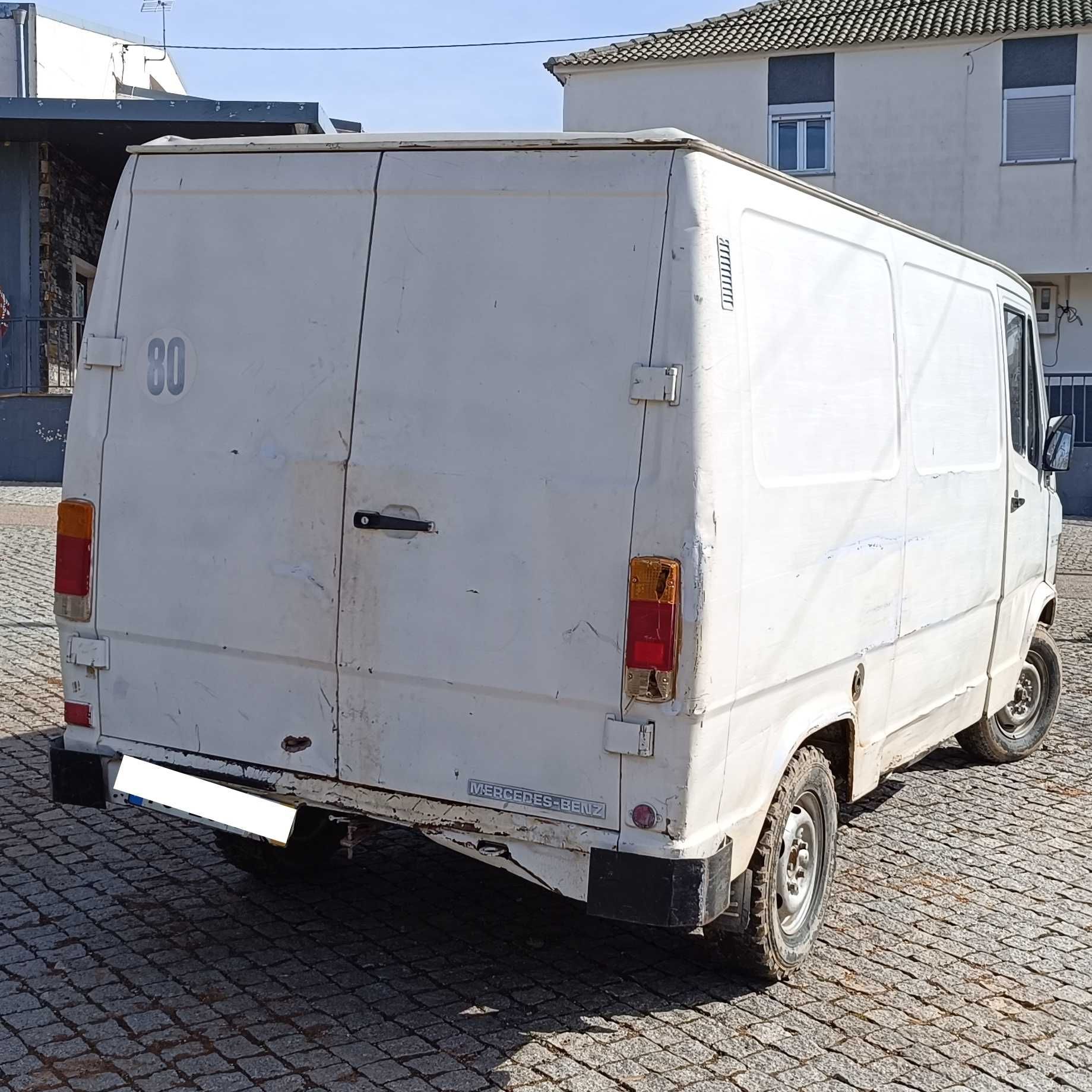 Carrinha merces Benz 207D