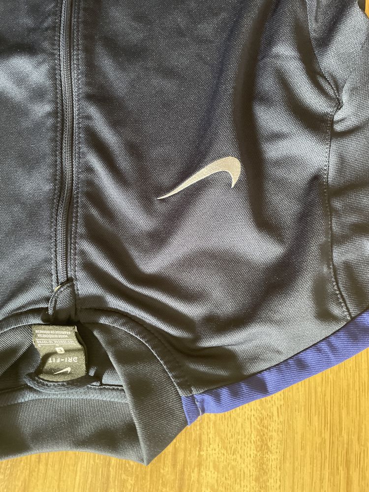 Bluza Nike L 147 - 158 cienka na zamek kieszenie