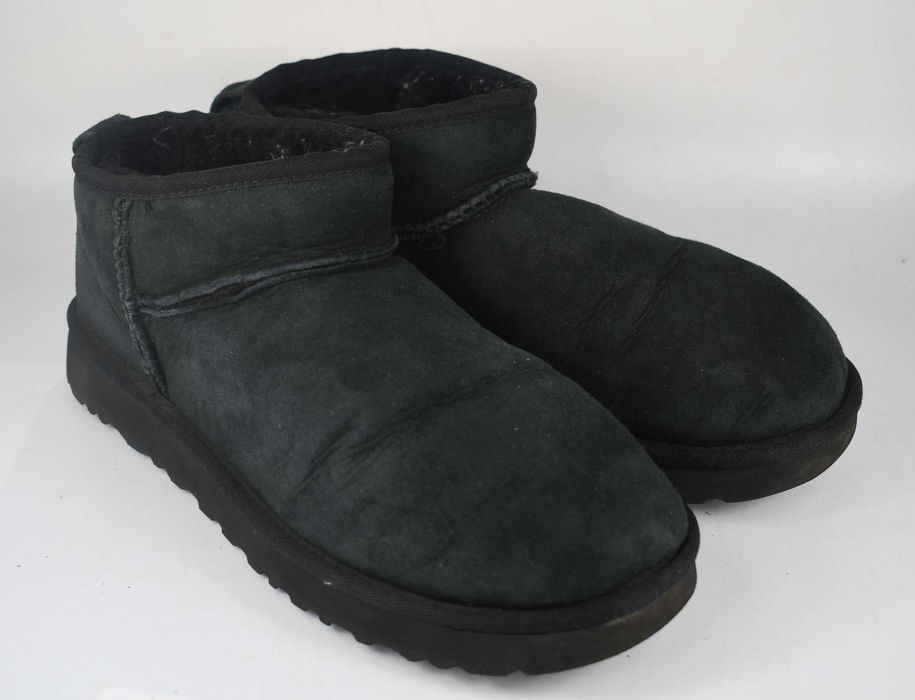Używane Ugg Classic Ultra Mini Black rozmiar 40