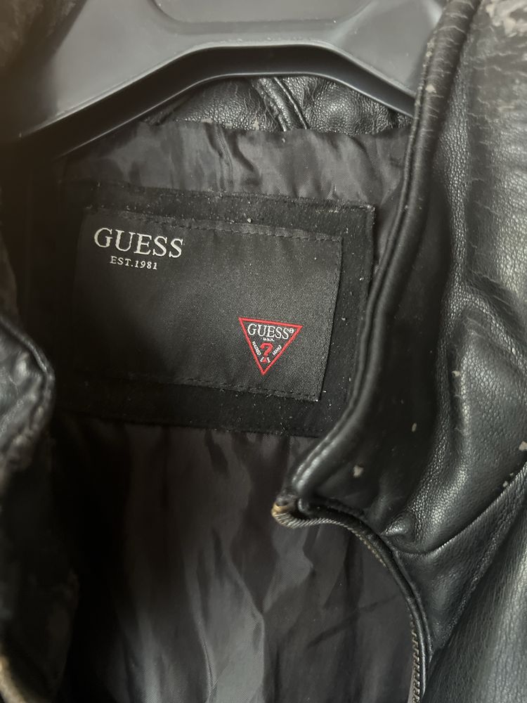 Elegancka kurtka irmy GUESS