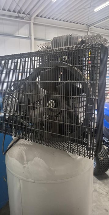Kompresor AirCompany 272 L