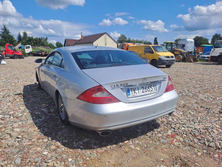 Witam sprzedam na części CLS320 CDI