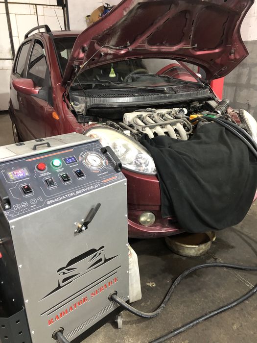 Промивка радіатора пічки Промивка системи охолодження + Евакуатор