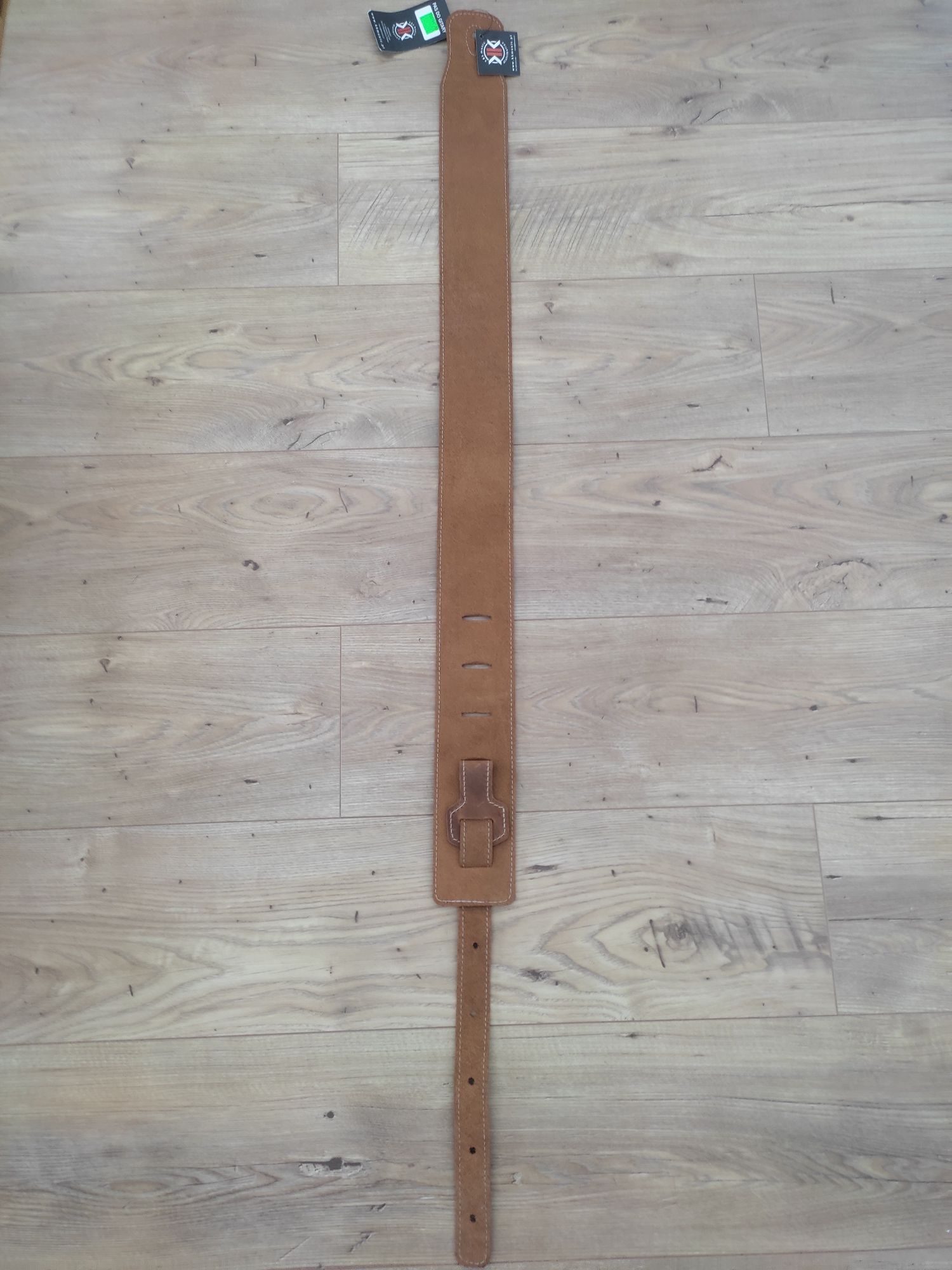 Skórzany pasek do gitary Filippe 8 cm brązowy
