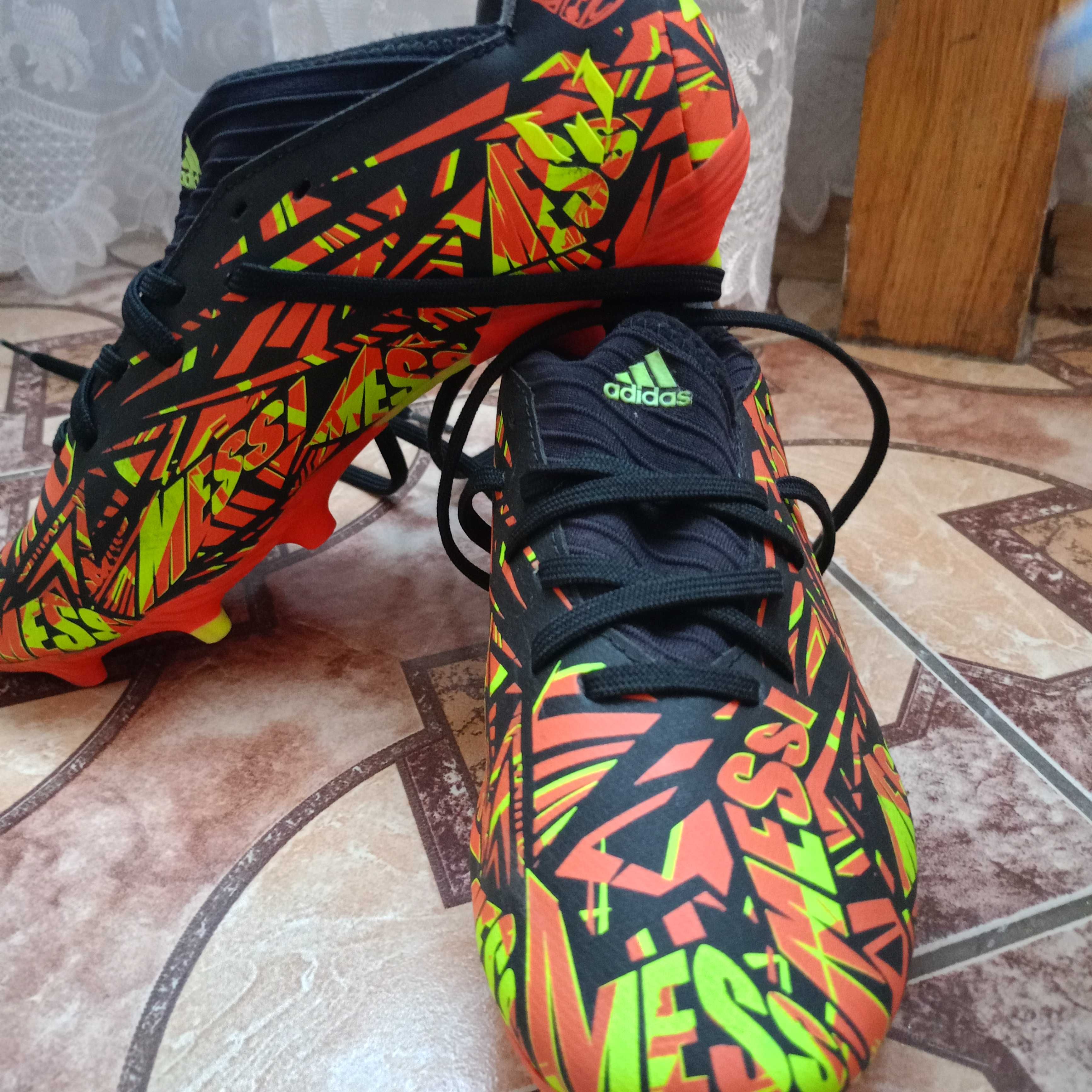Бутси футбольні adidas