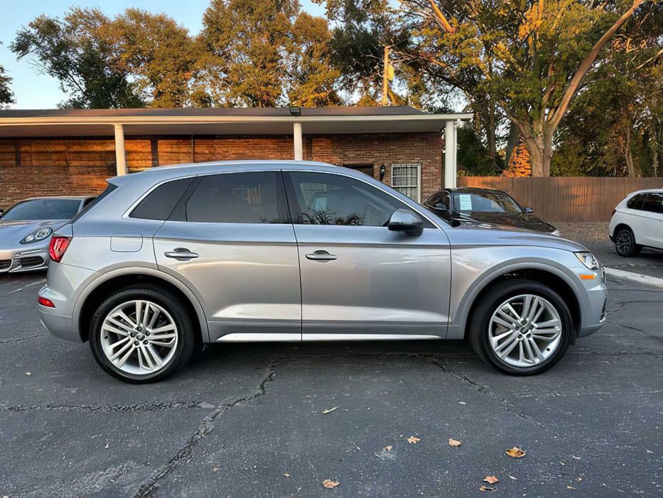 Audi Q5      2018