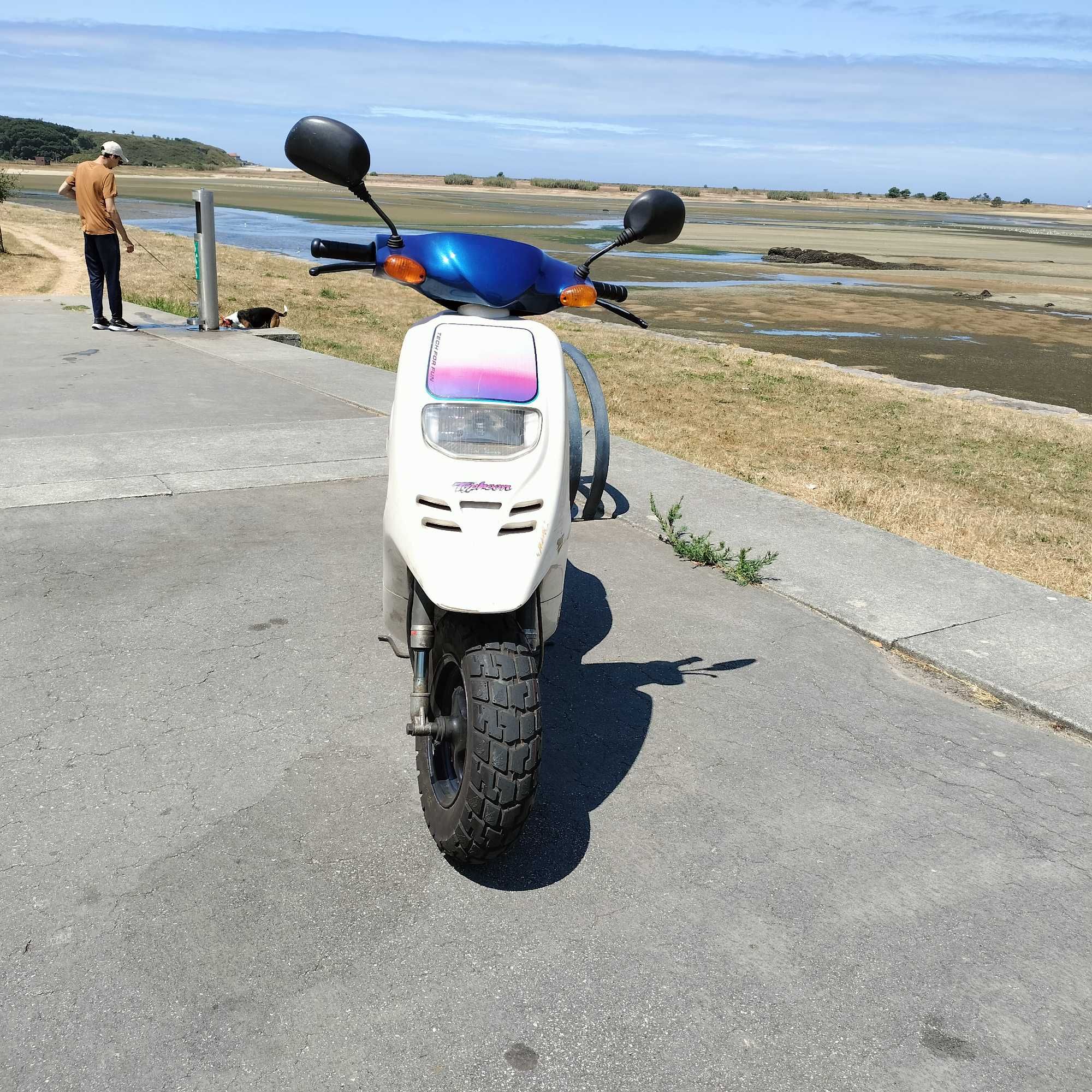 Scooter Gilera Typhoon 50
