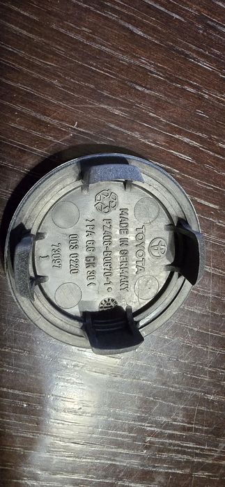 Dekielek zaślepka kołpak koła toyota