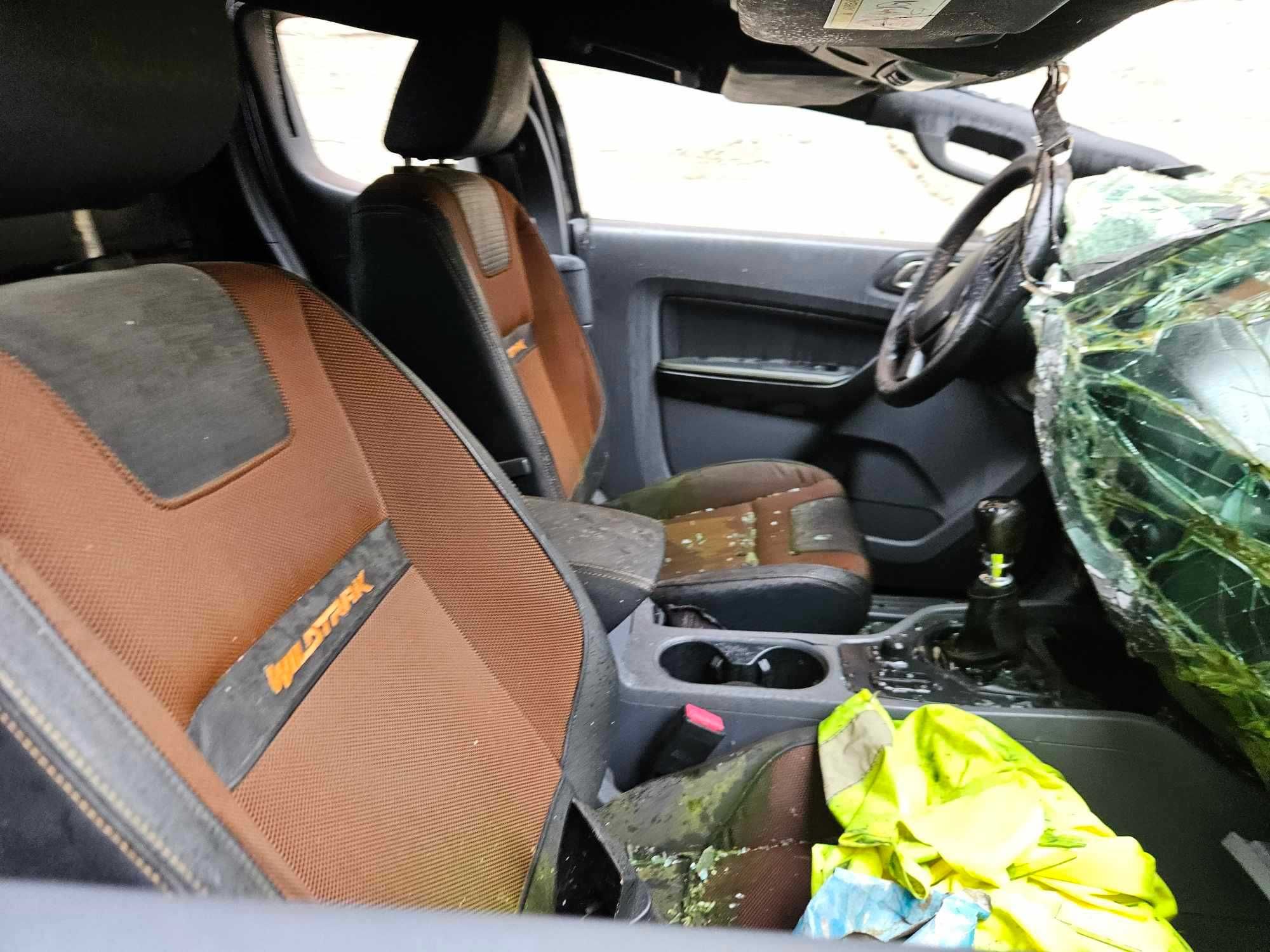 ford ranger 3.2 tdci silnik skrzynia WILDTRAK poduszki drzwi koła most