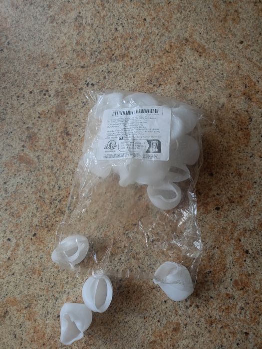 Nakładki silikonowe na nogi krzeseł