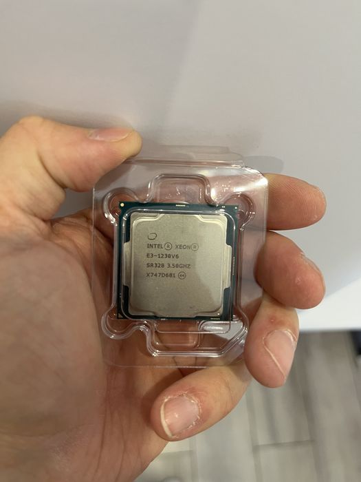Процесор Xeon Intel