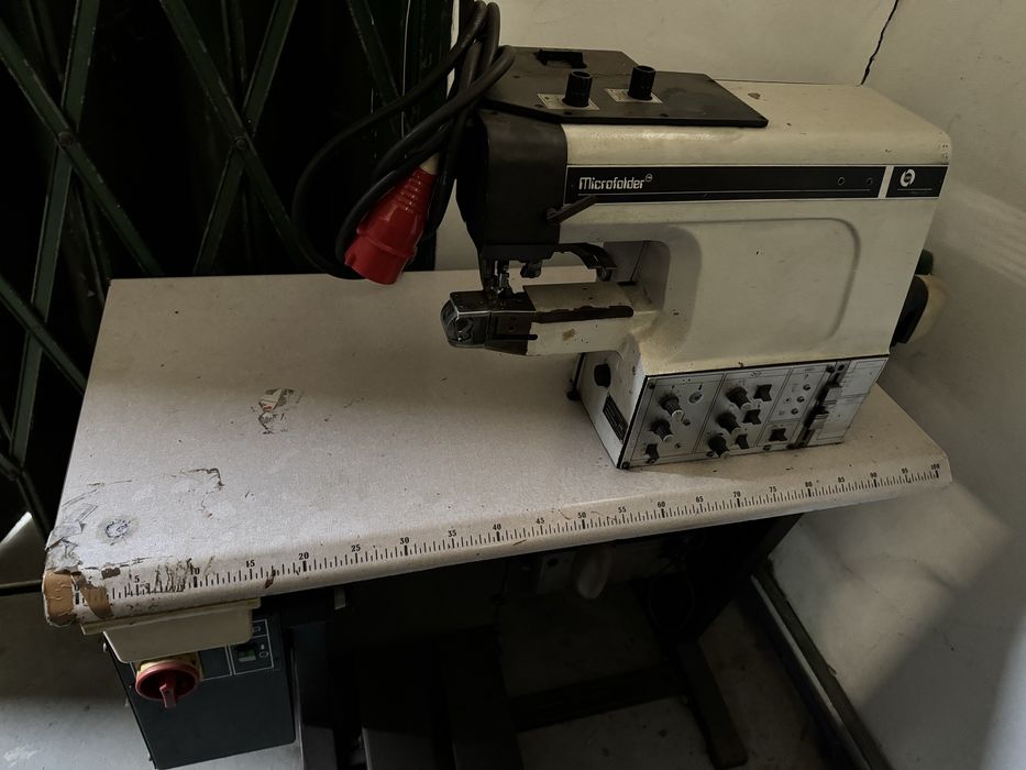 Maquina de orlar microfolder