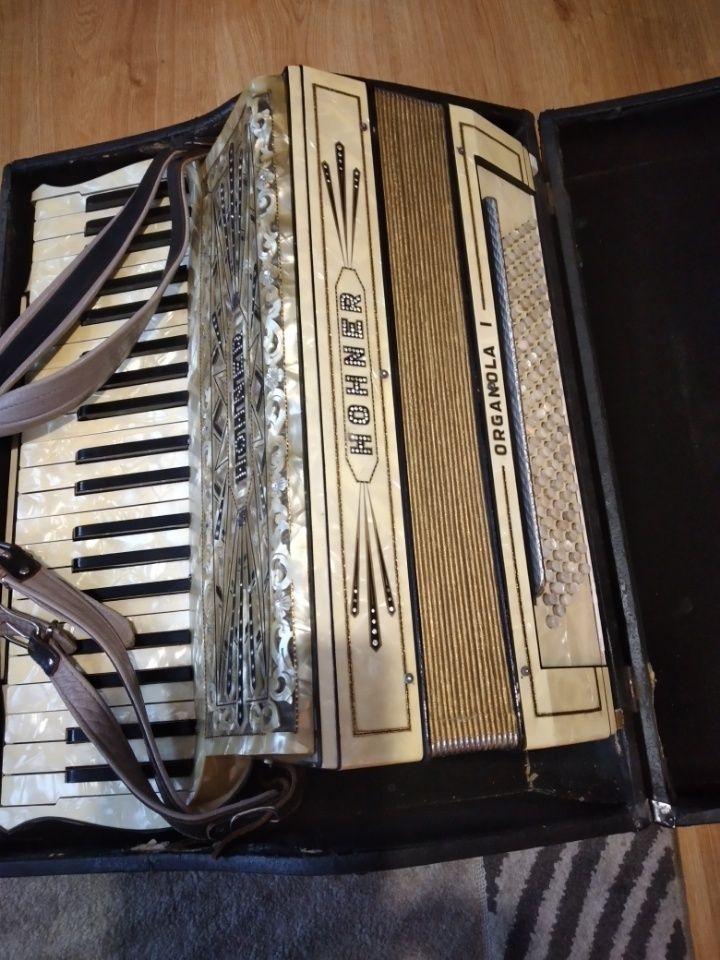 Akordeon hohner 120 basów