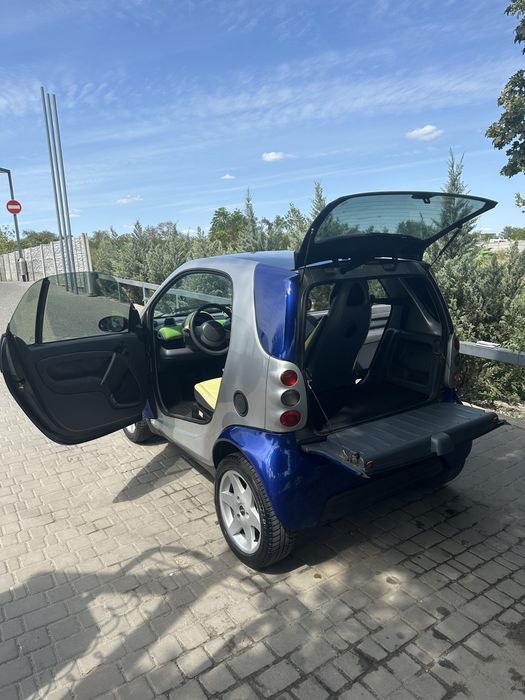 Продам Smart 2001 г 0.6 бензин