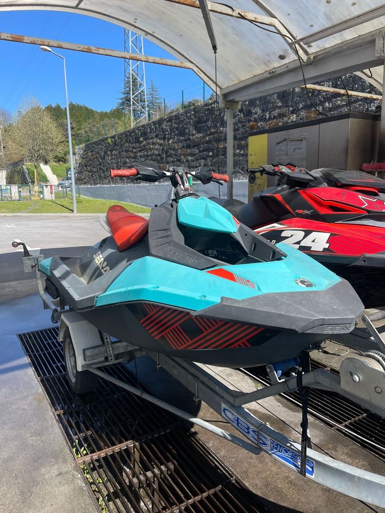 Vendo sea doo RXP 300 e sea doo SPARK