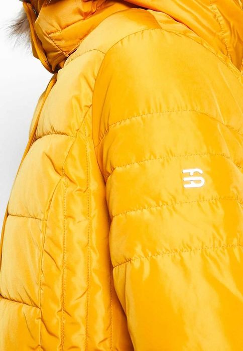 ESPRIT Thinsulate 3M зимова куртка пуховик на тінсулейті Гіпоалергенна