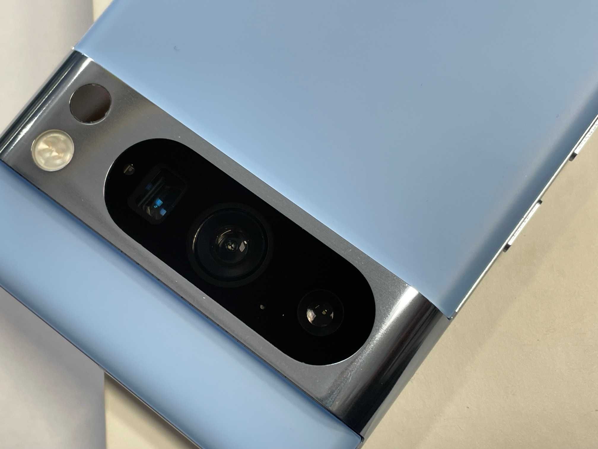 Smartfon GOOGLE Pixel 8 Pro 5G 12/128GB 6.7" 120Hz GWAR. 26.03.27r.