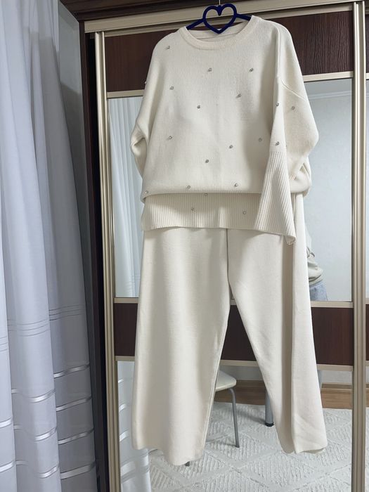 Костюм брюки светр туреччина 50р