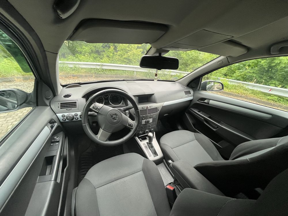 Opel Astra H 1.8 Avtomat