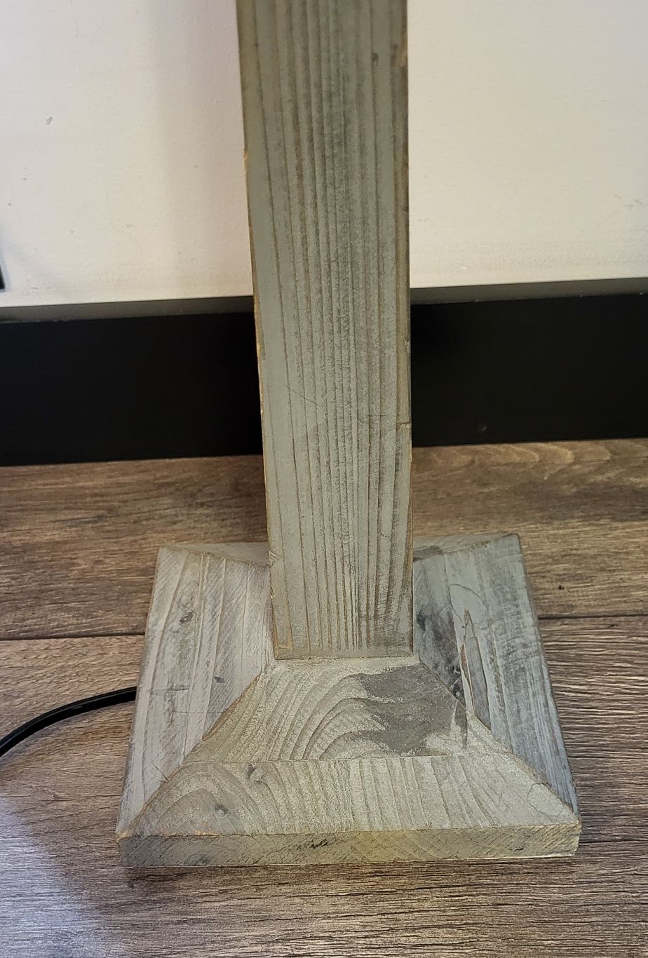 Lampa w stylu rustykalnym
