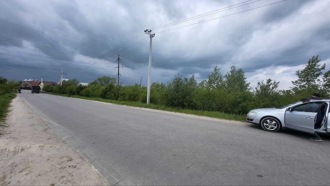 Продаж земельної ділянки в Солонці біля дороги