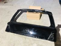 Крышка багажника без стекла Toyota Land Cruiser 200