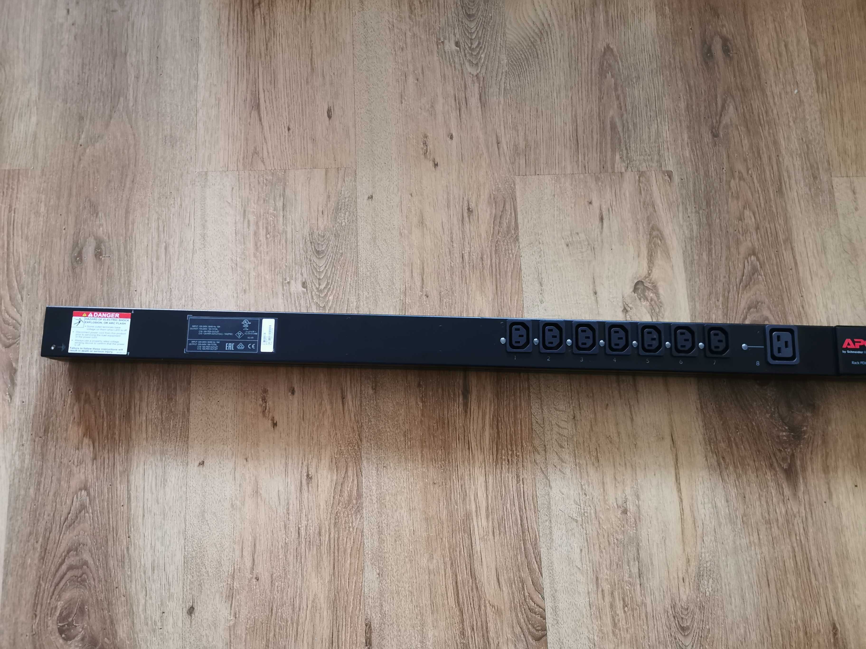 AP8959 APC RACK PDU 2G Switched 0U, 16A/230V 21xC13