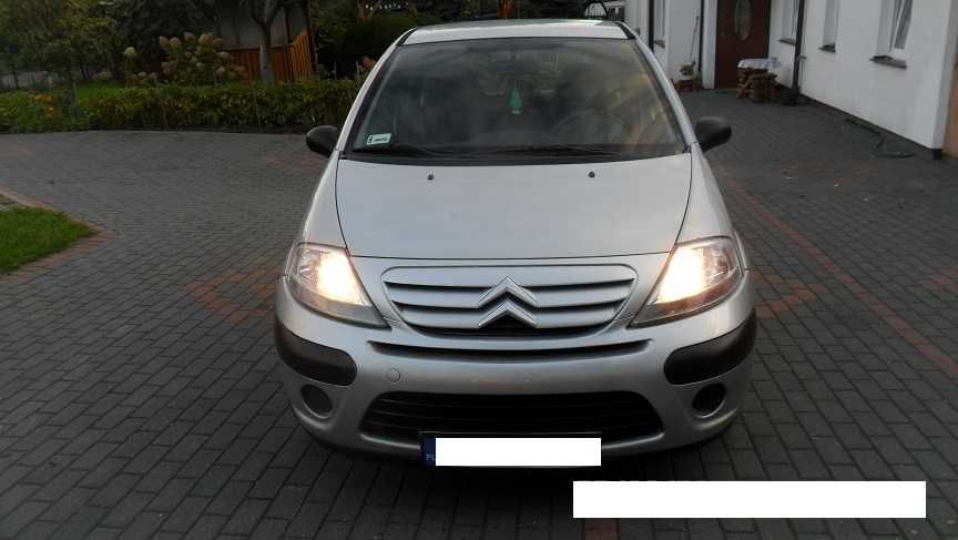 Samochód osobowy  Citroen  C3    Model 2007 POJ  1,2  benzyna sprzedam