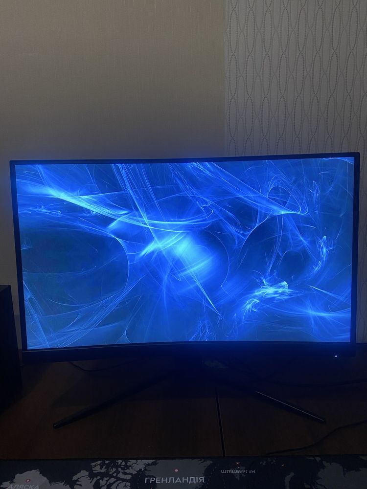 Продам игровой монитор MSI G24C4