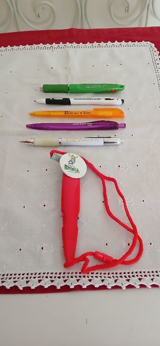 Esferográficas publicitárias/escolas