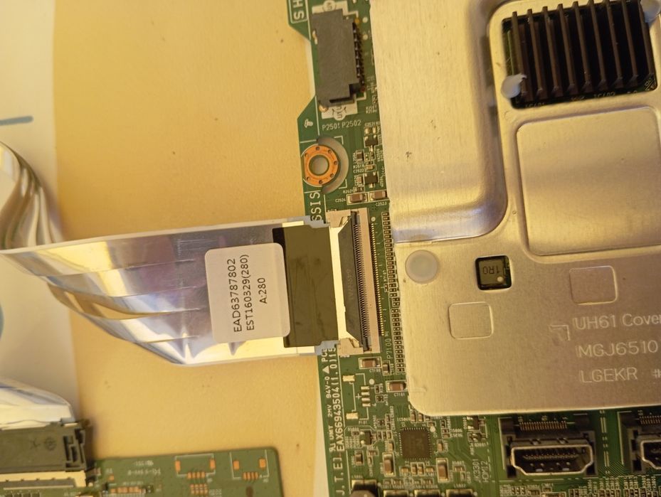 Várias peças para televisores LG