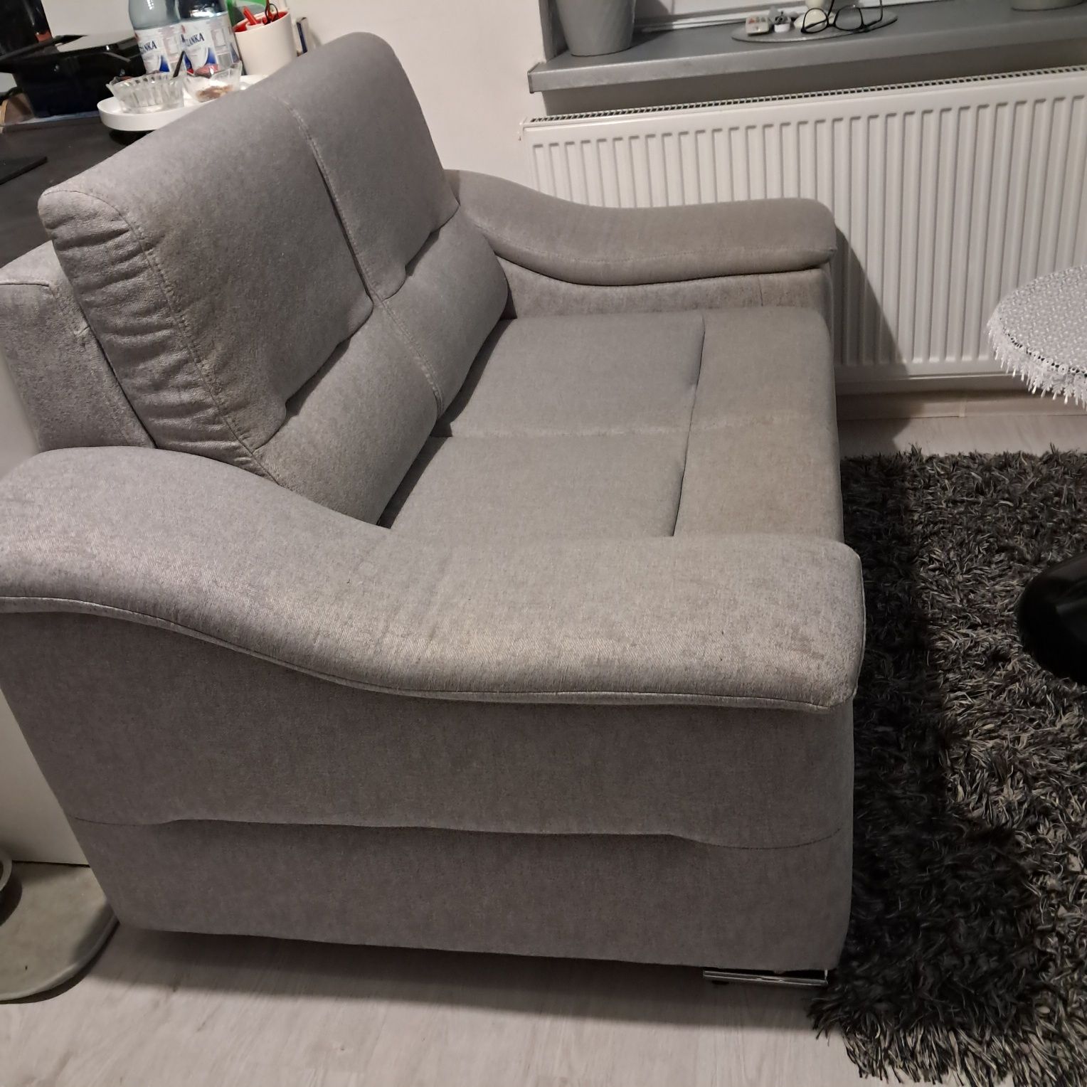 Sofa    szara  podnoszone oparcia