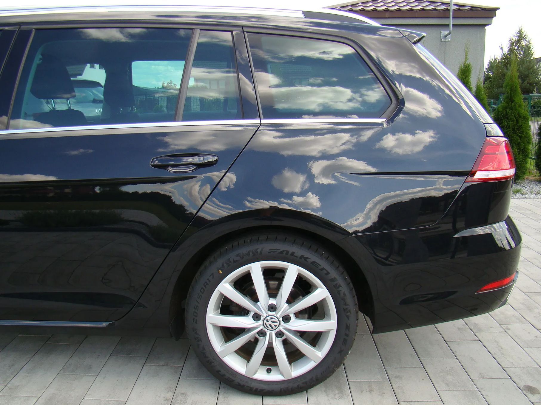 Volkswagen Golf Lampy FULL LED Front Asist Nawigacja Hak Serwis ASO Zadbany Bezwypadko