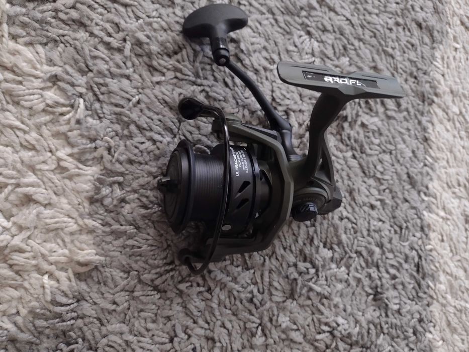 Sprzedam kołowrotek feeder