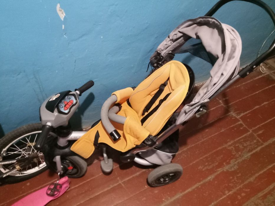 велосепед с родительской ручкой 150